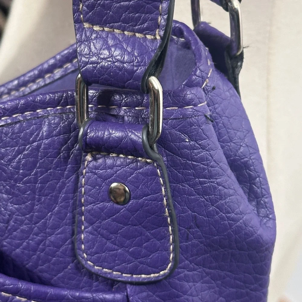 Treviso Purple Leather Women's Shoulder Bag‎ - Picture 4 of 11